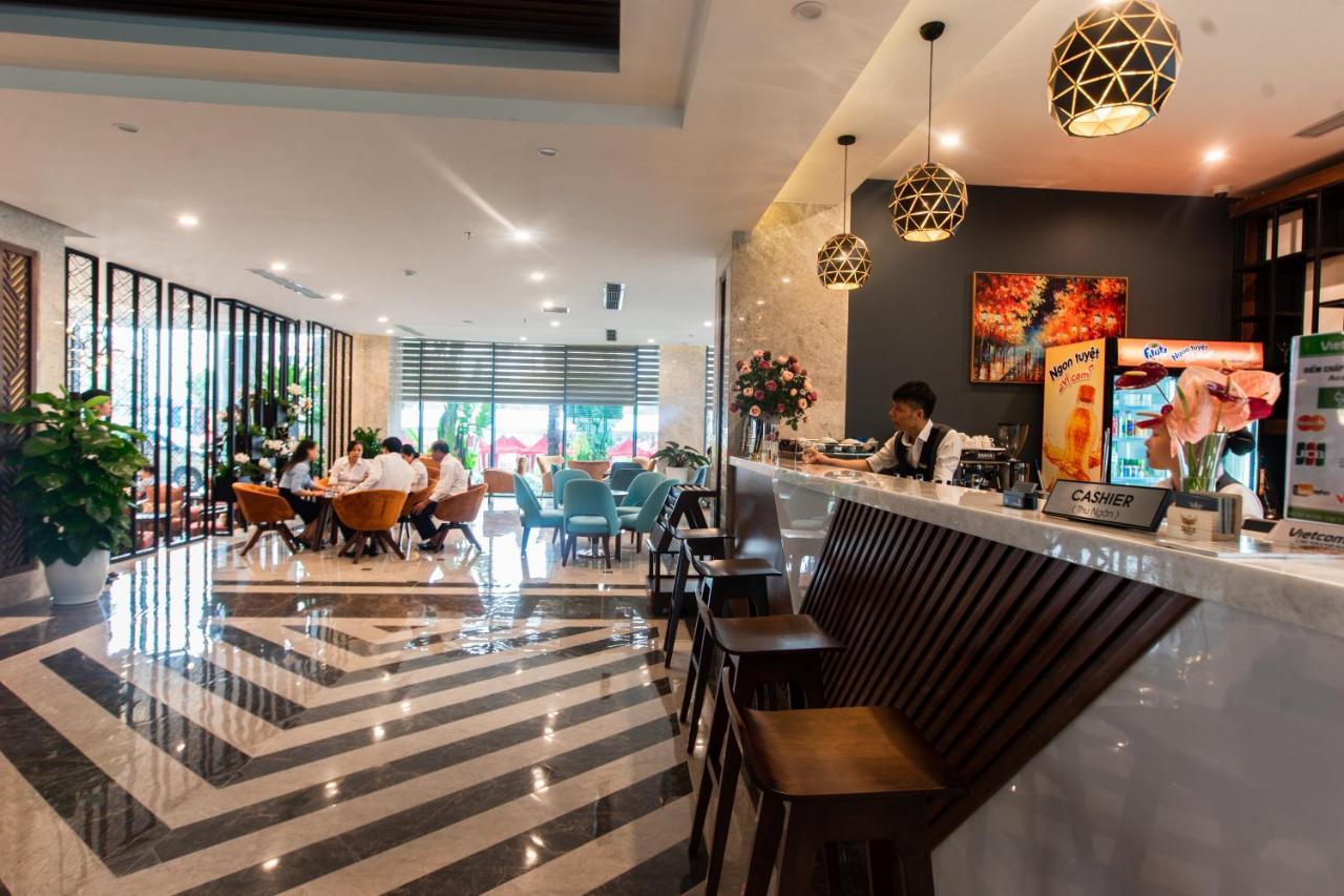 Eagle Hotel Dai Tiet Bagian luar foto