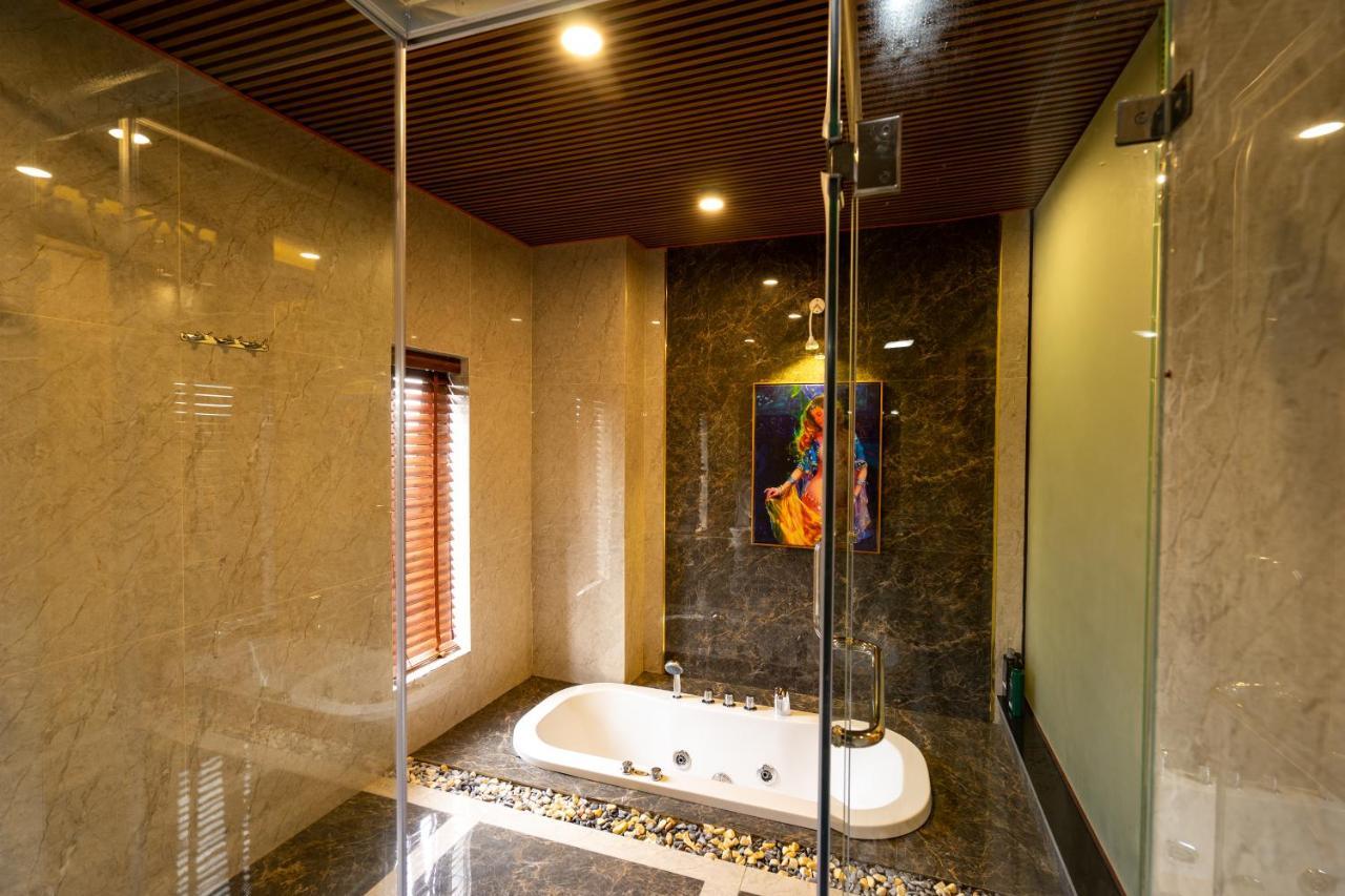 Eagle Hotel Dai Tiet Bagian luar foto